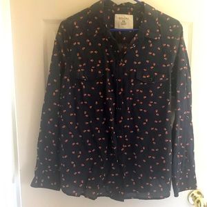 Women’s long sleeve shirt